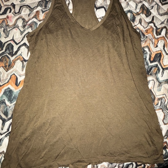 Various Name Brand Tank Top Collection of 7 Woman’s size sm/med - Picture 7 of 14